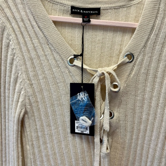 NWT Rock and Republic Medium Ribbed knit sweater - Picture 3 of 7